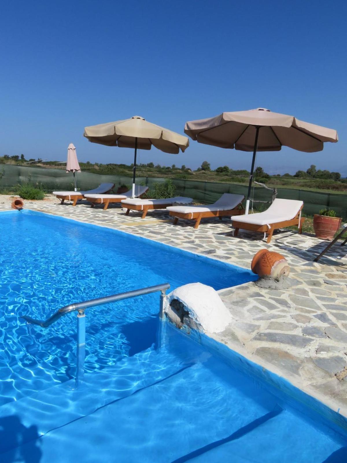 Kenny'S Villa Mastichari  Bagian luar foto